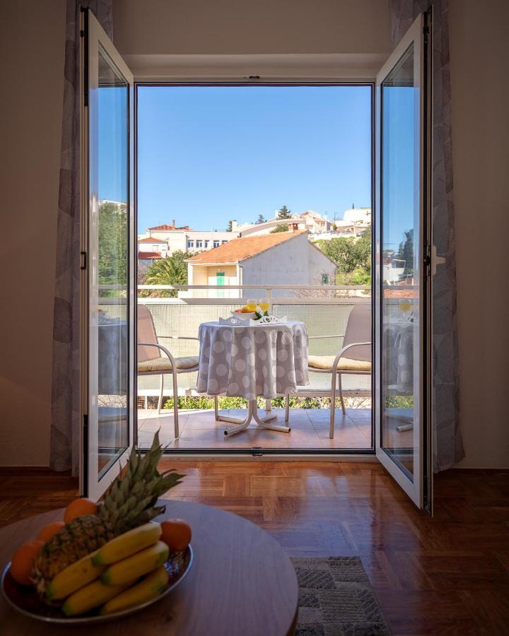 Apartments Margita Хвар Екстер'єр фото